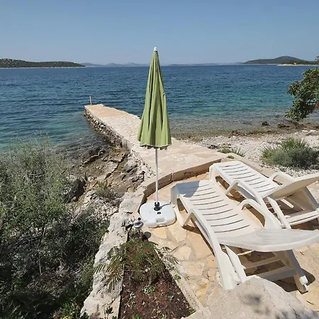 Secluded Fisherman's Cove Donje More, Pasman - 8413 特孔
